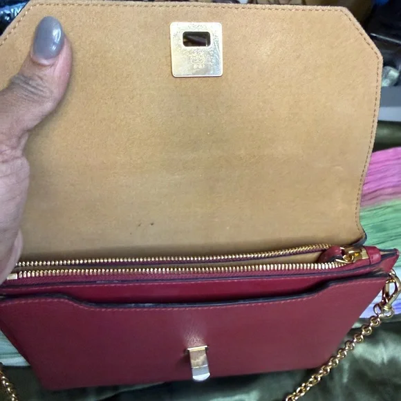 MCM Burgundy Leather Shoulder Bag with unbranded Gold Chain - Picture 10 of 16